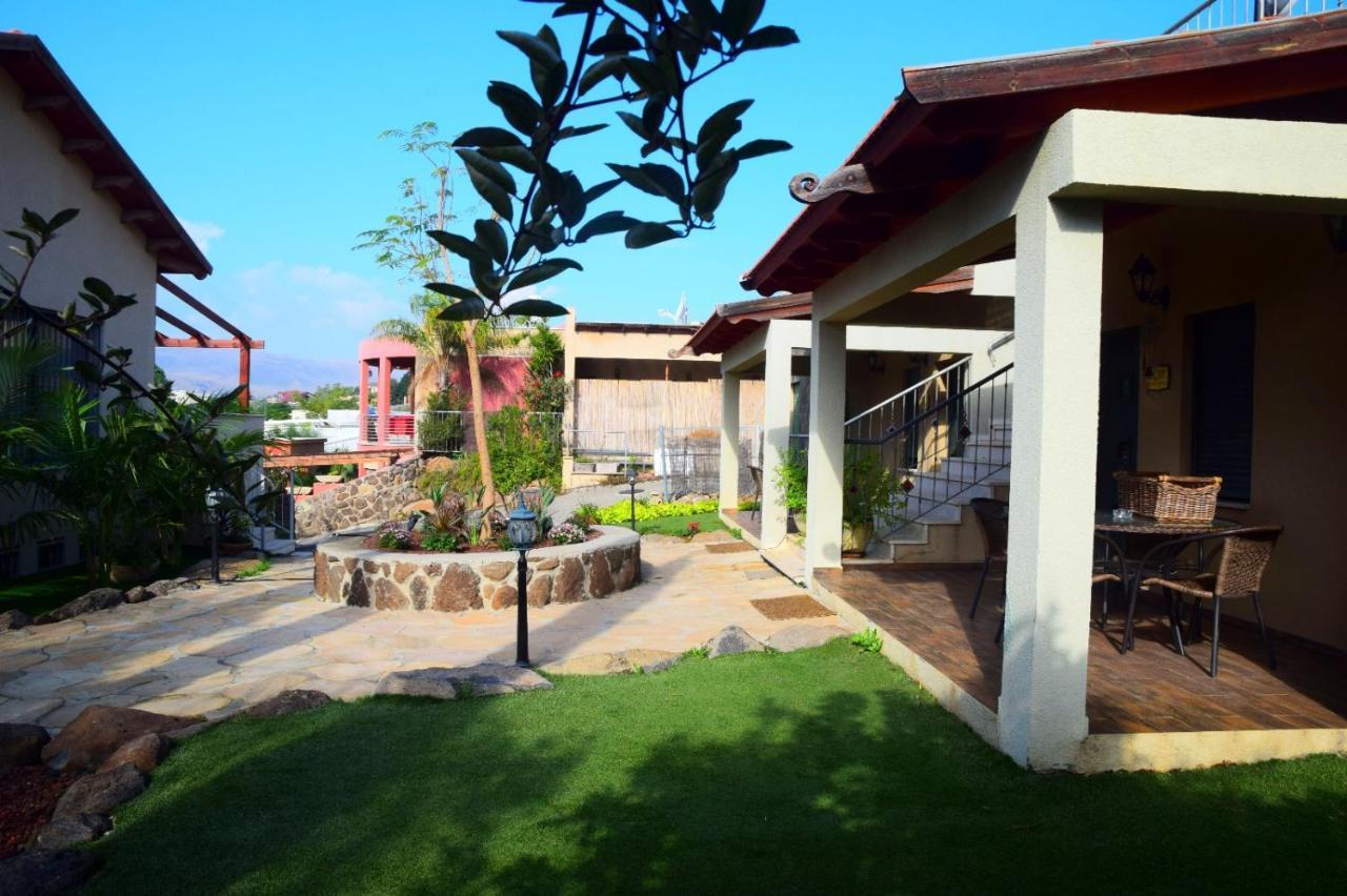 Tenebagolan Suites Zimmers Had Nes Εξωτερικό φωτογραφία